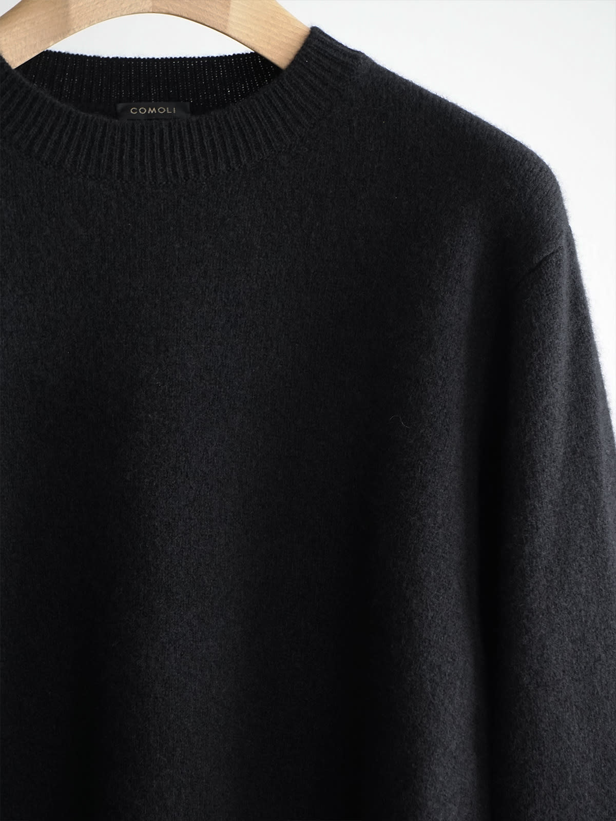 lambs wool crew neck knit c3