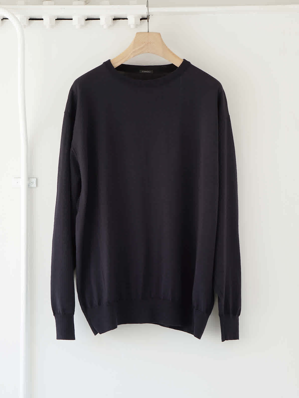 wool crew neck knit a1