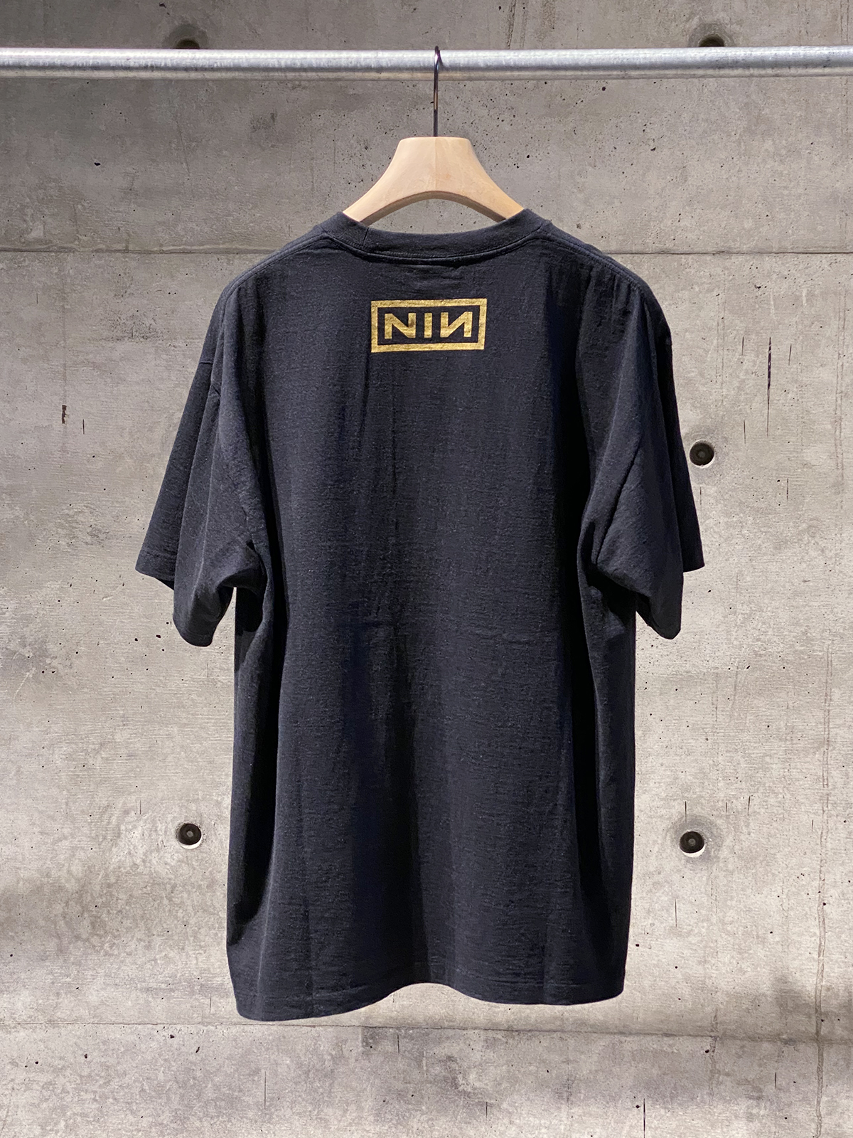Nine Inch Nails × COMOLI T-Shirts nin - Tシャツ/カットソー(半袖/袖 ...