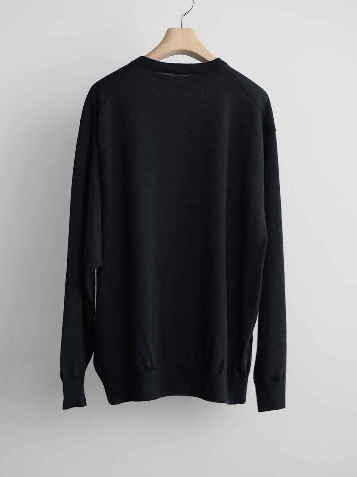 wool crew neck knit c2