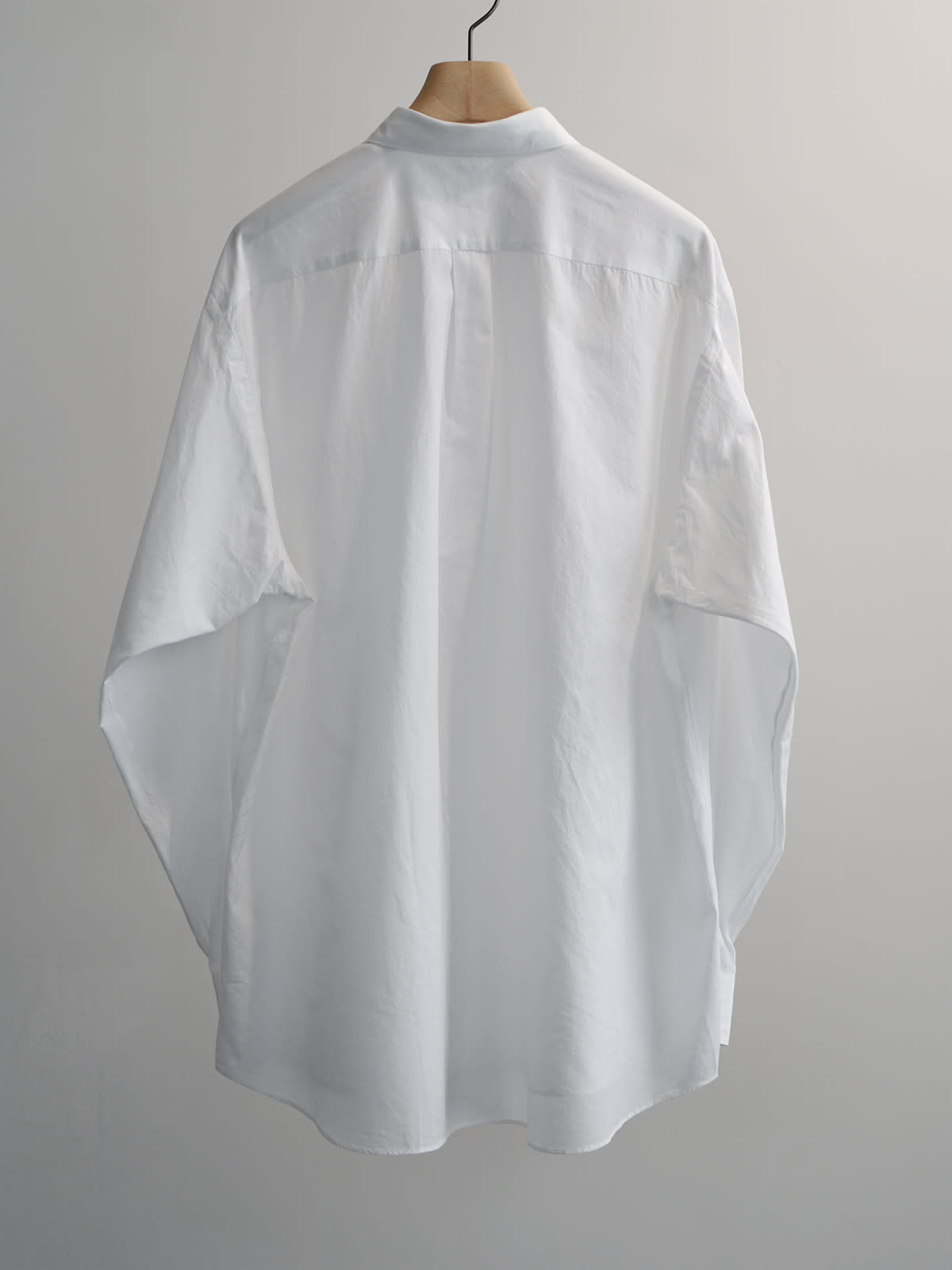 comoli shirts c４