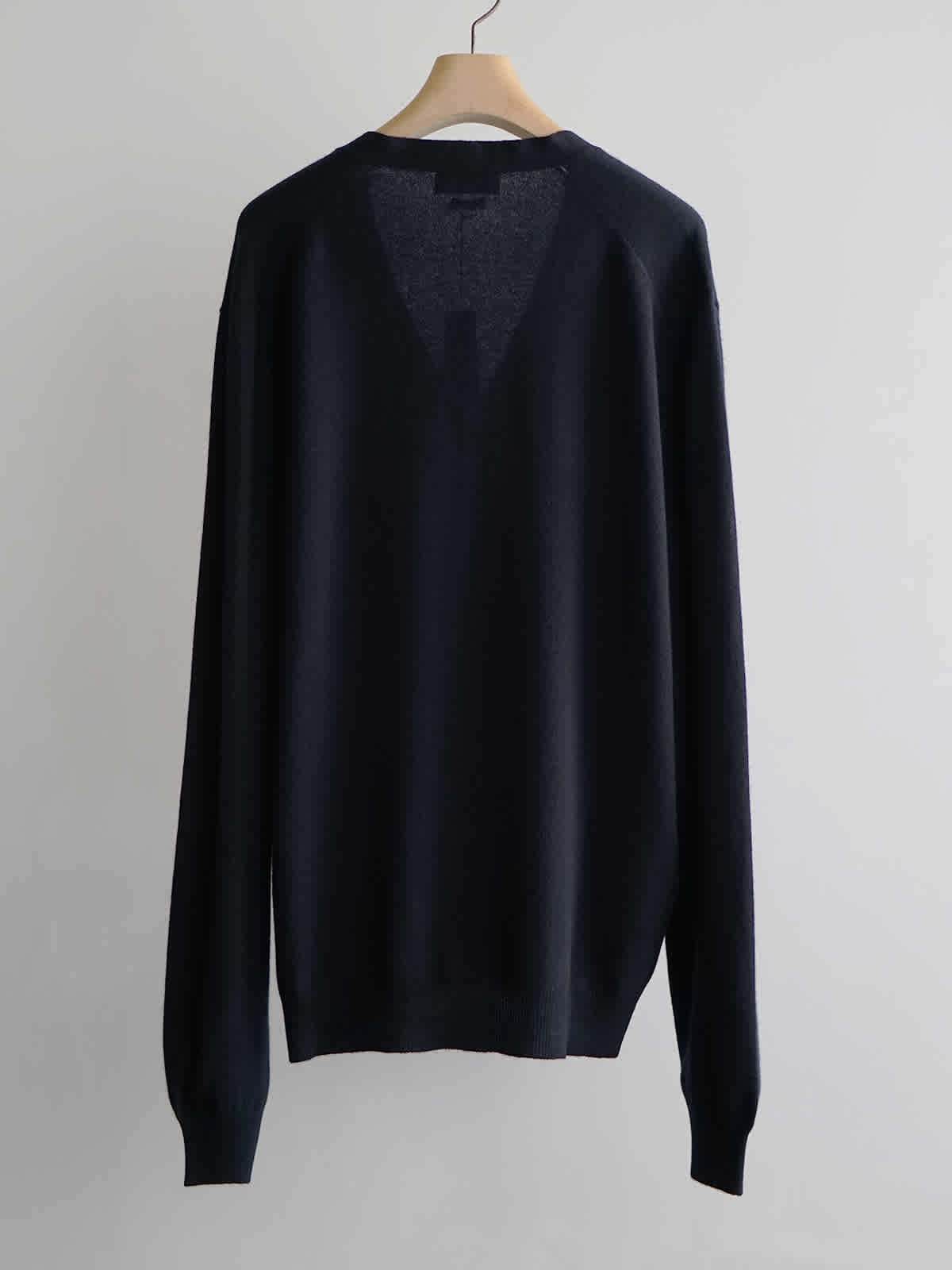 scott charters comoli vneck cardigan c4