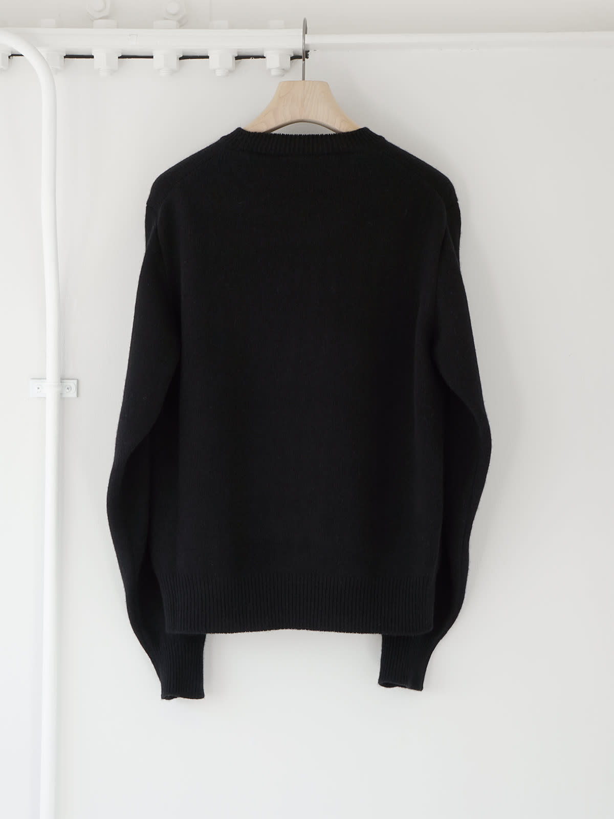 lambs wool crew neck knit a1