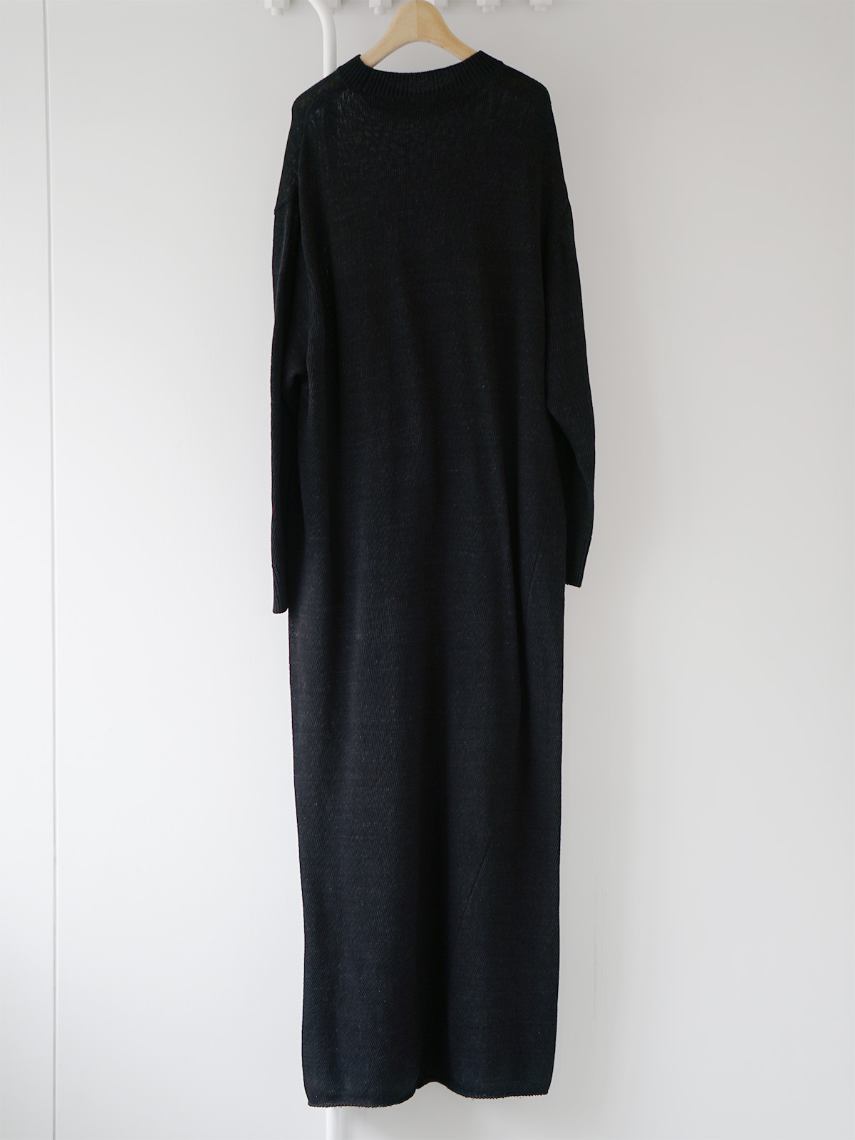 black_knit_dress_Z.jpg