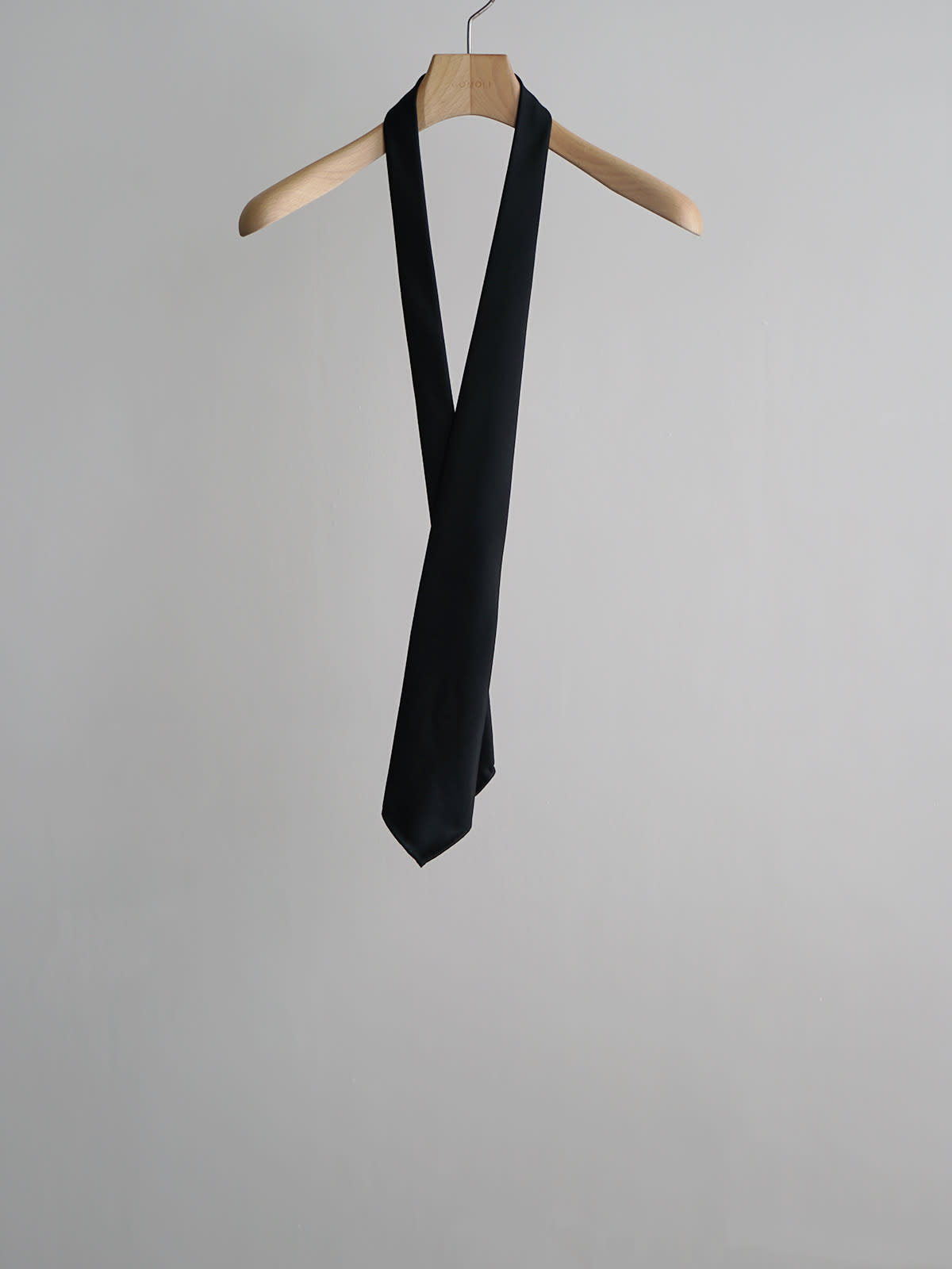black formal tie c1