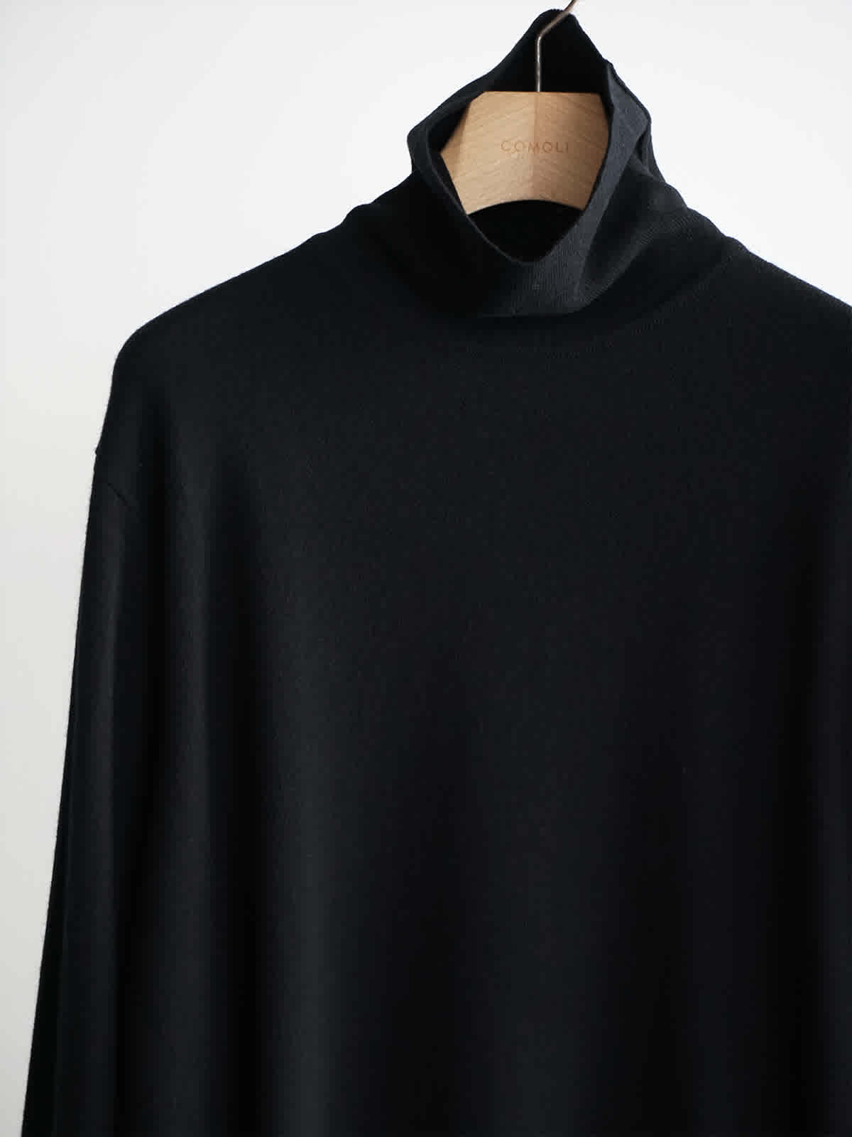 scott charters comoli turtleneck knit c4