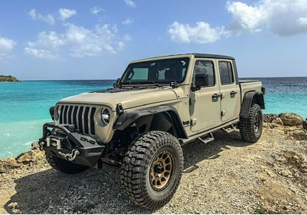 Booking Cars Curaçao (1)