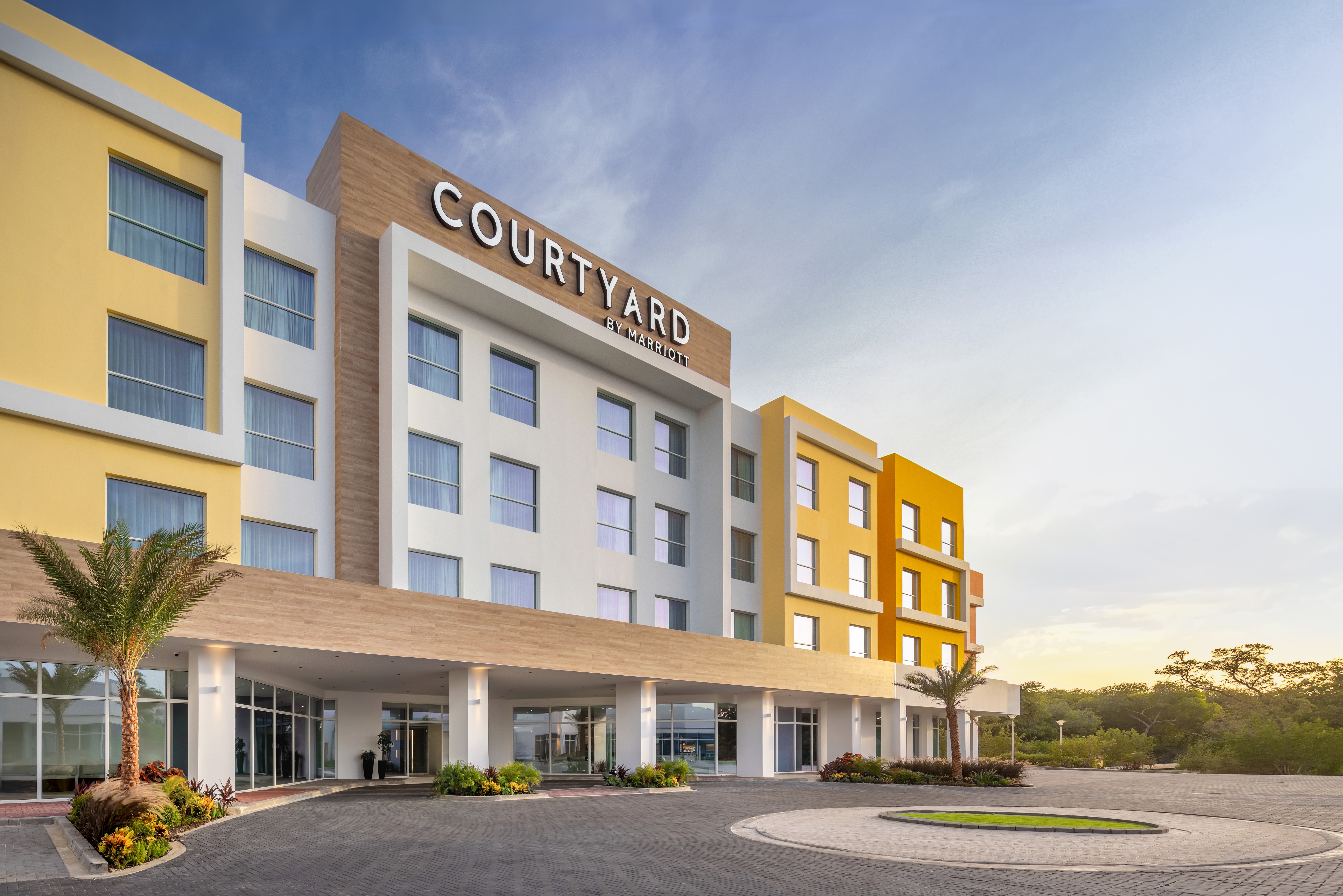 Courtyard by Marriot (2) (1)