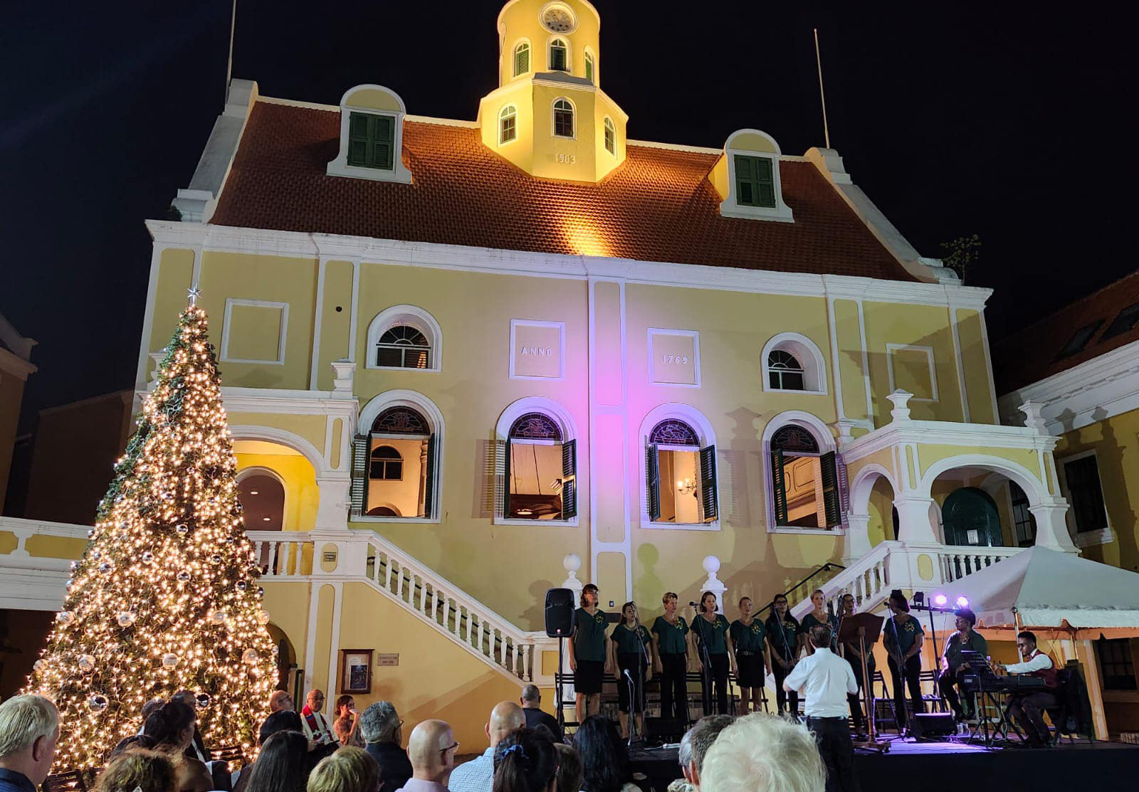 Fortchurch xmas eve mass