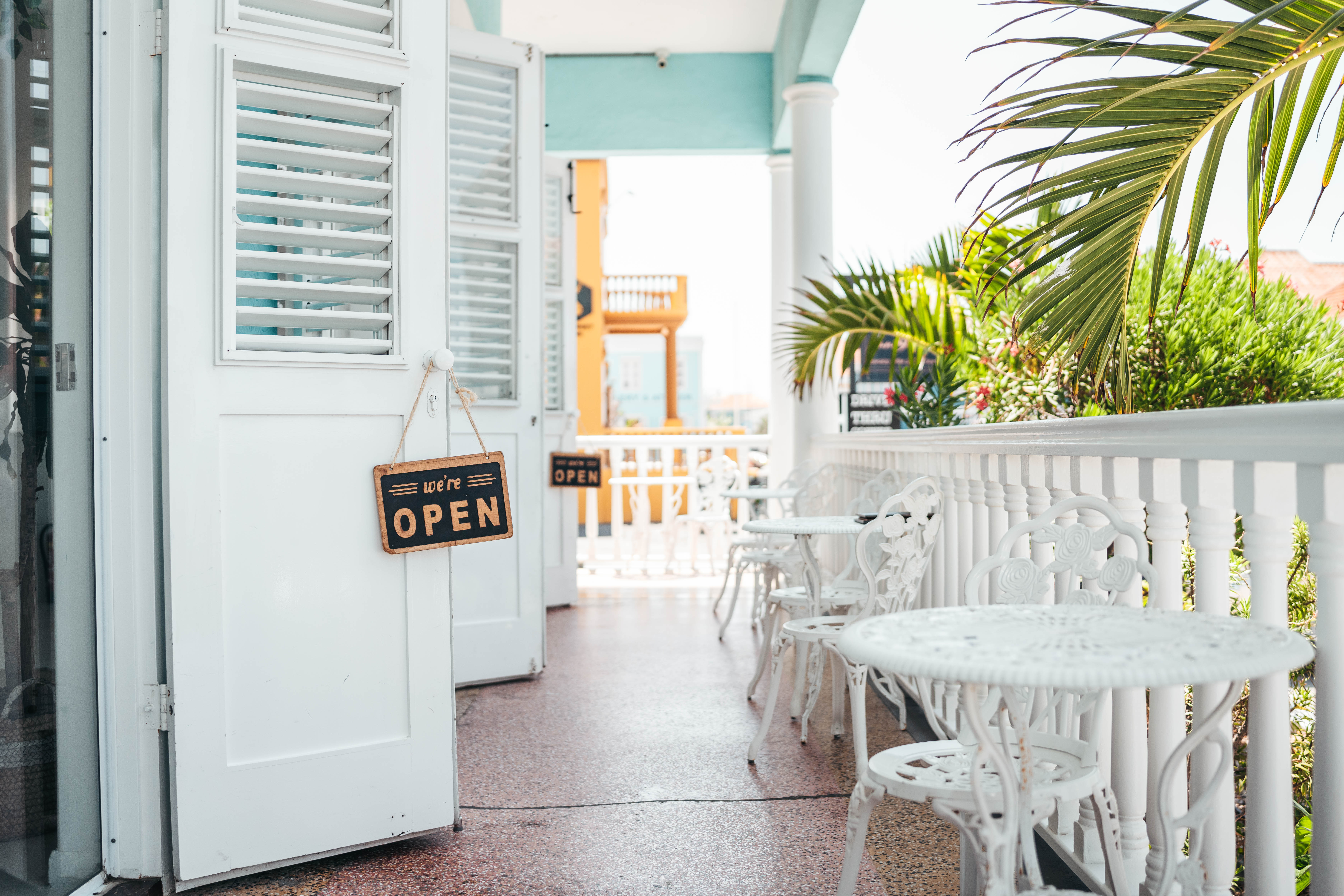 Van Gogh Specialty Coffee & City Roastery