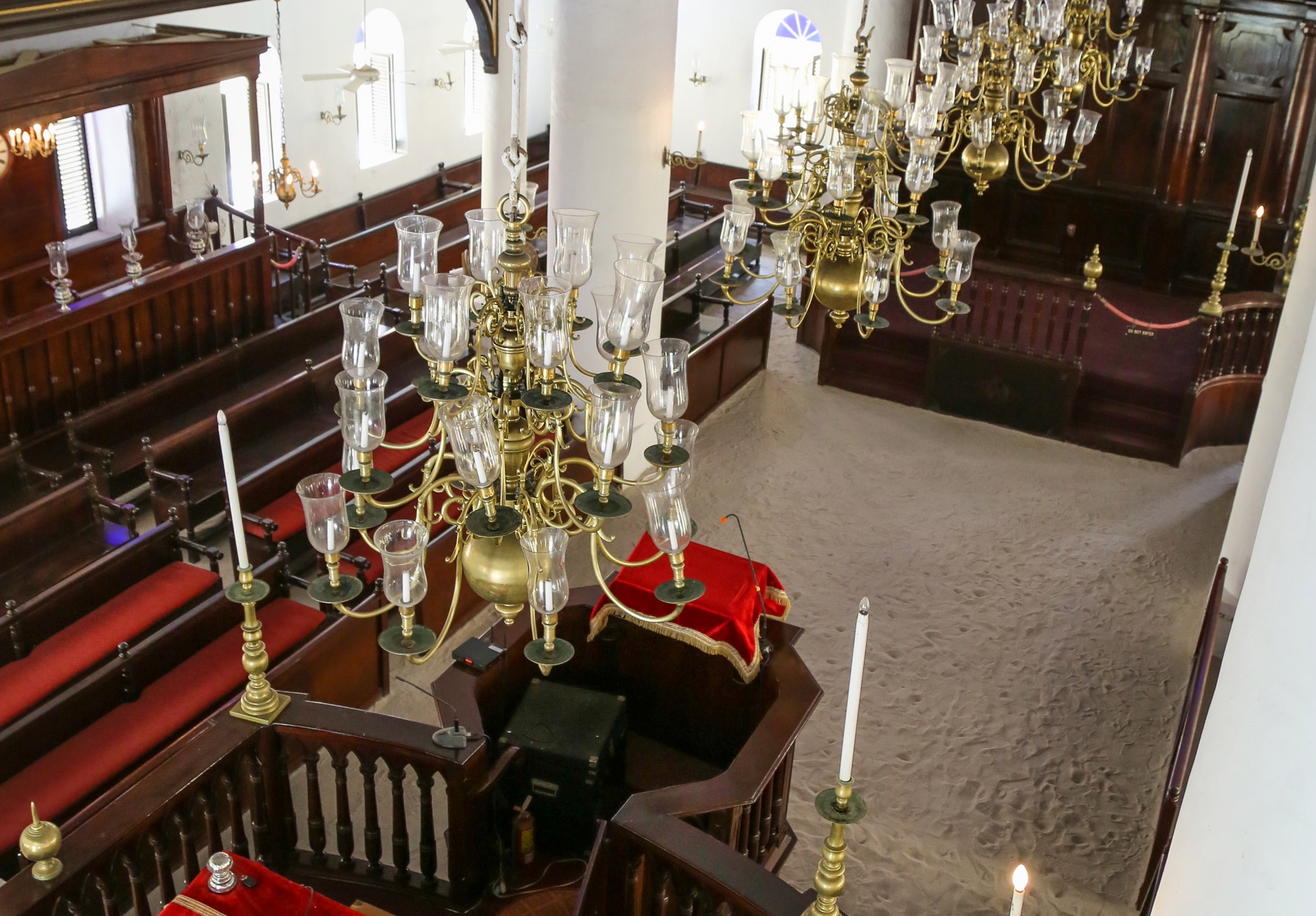 Mikve Israel-Emanuel Synagogue