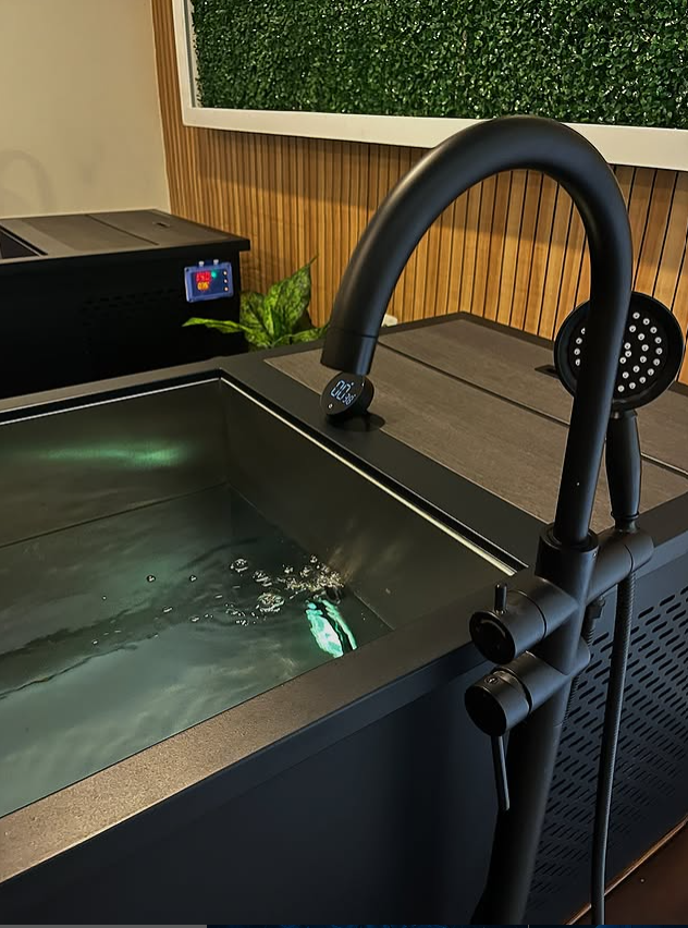 DARR Ice Bath Curacao (1)