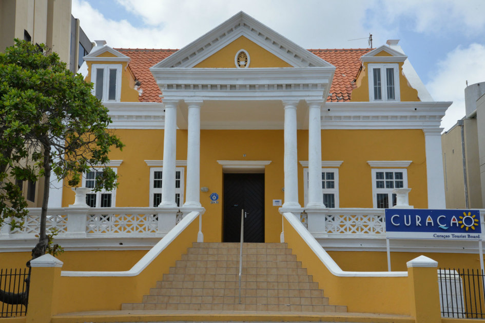 curacao tourism office
