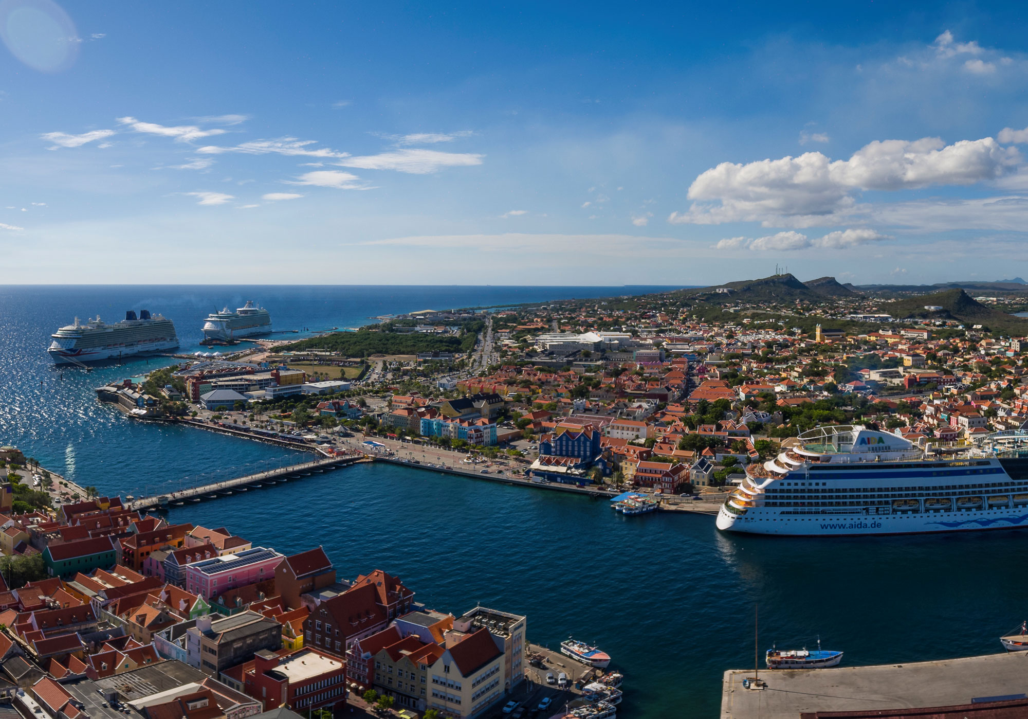 Cruise Ships Willemstad