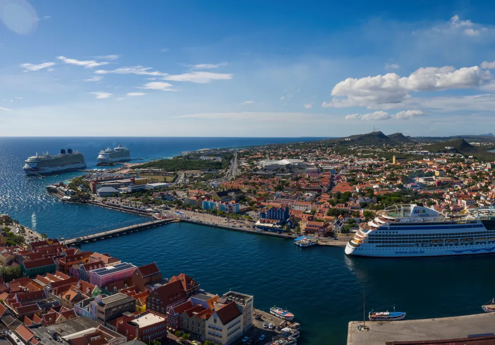 Cruise Ships Willemstad