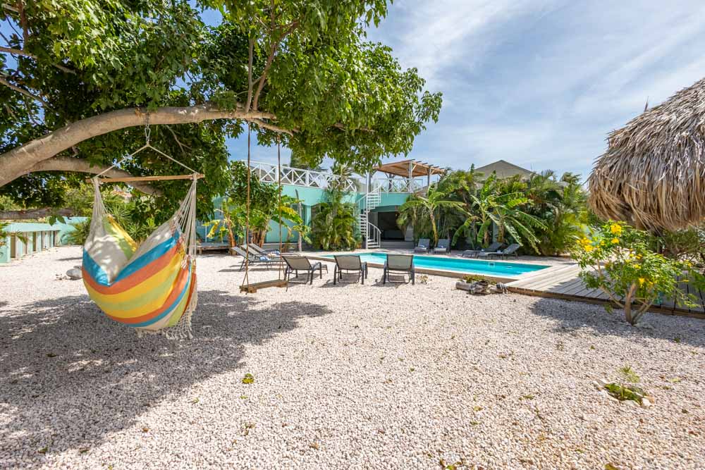 Villa Bananas 2