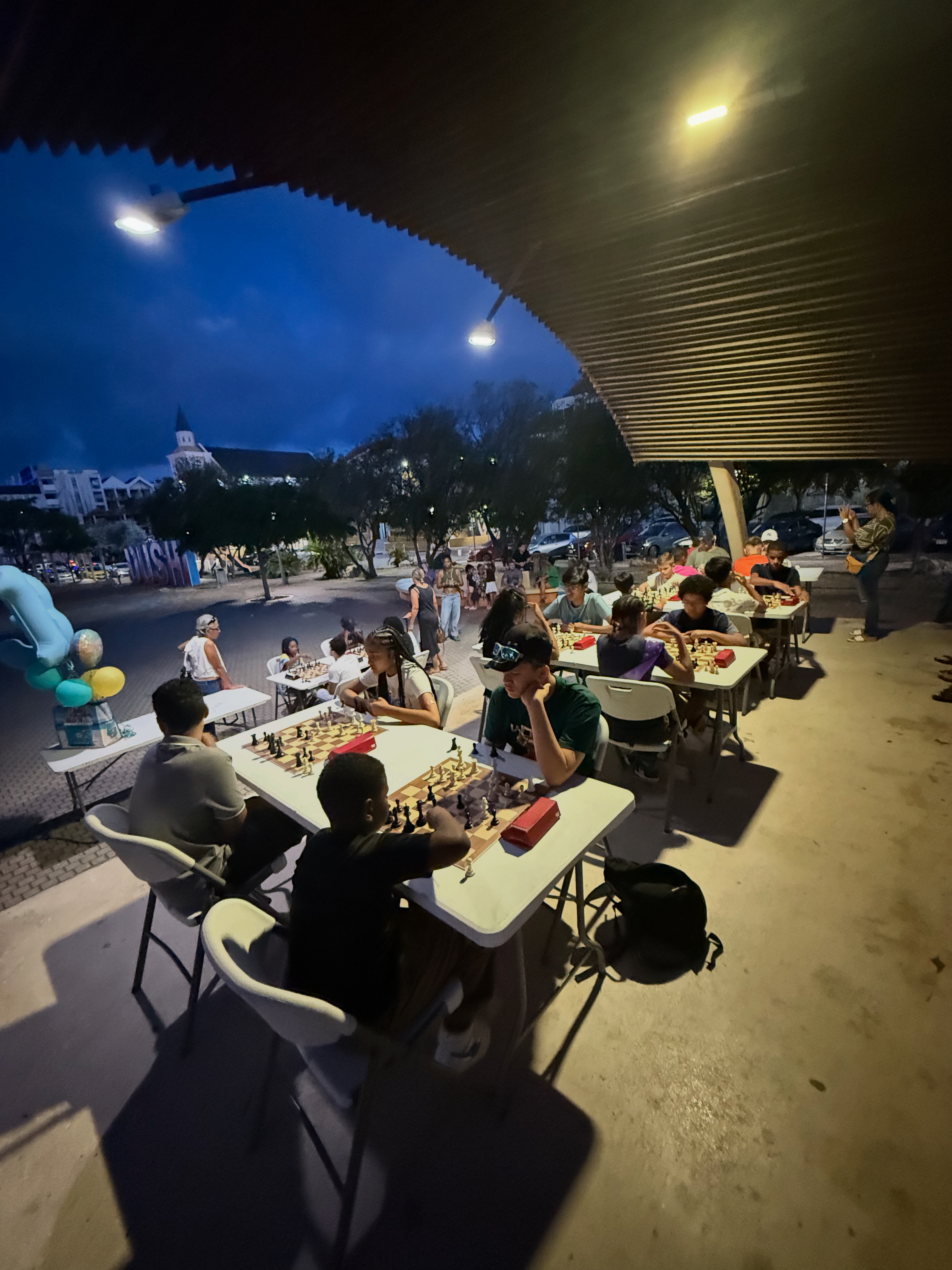 Street Chess Willemstad (2)