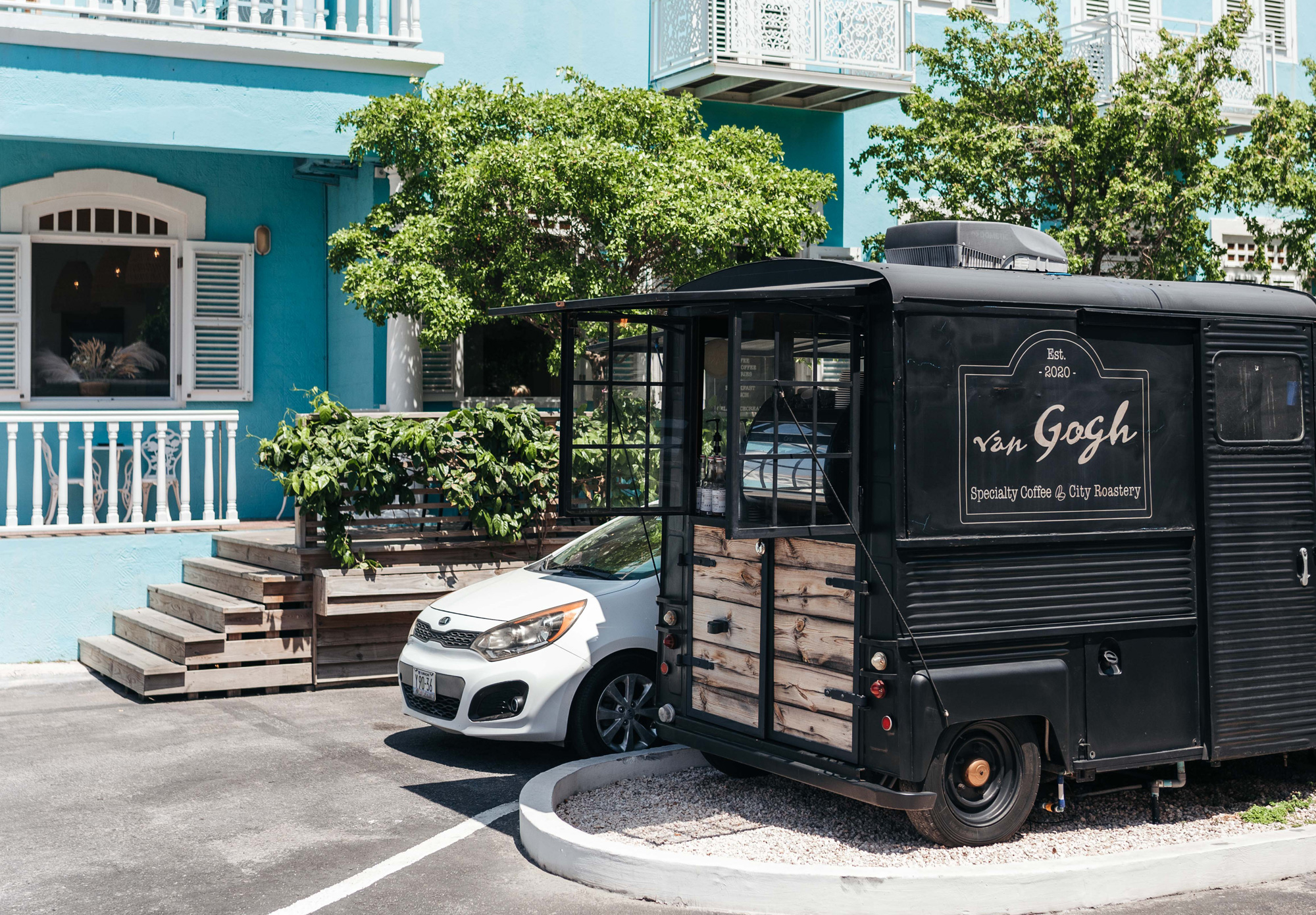 Van Gogh Specialty Coffee & City Roastery