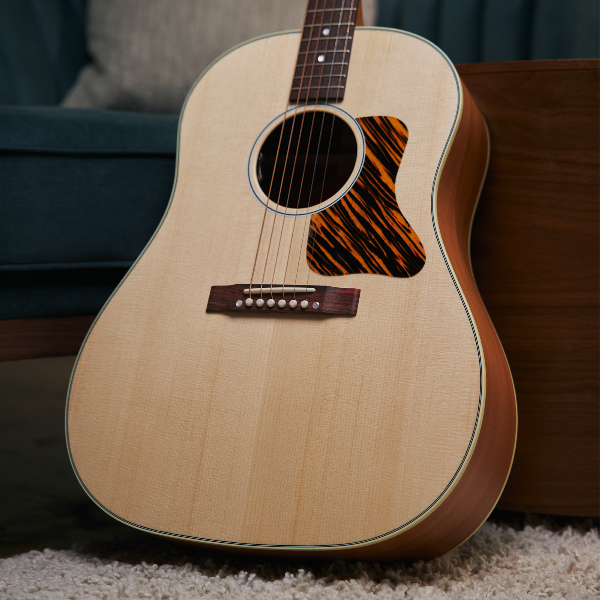 J-35 30s Faded , Natural | Gibson