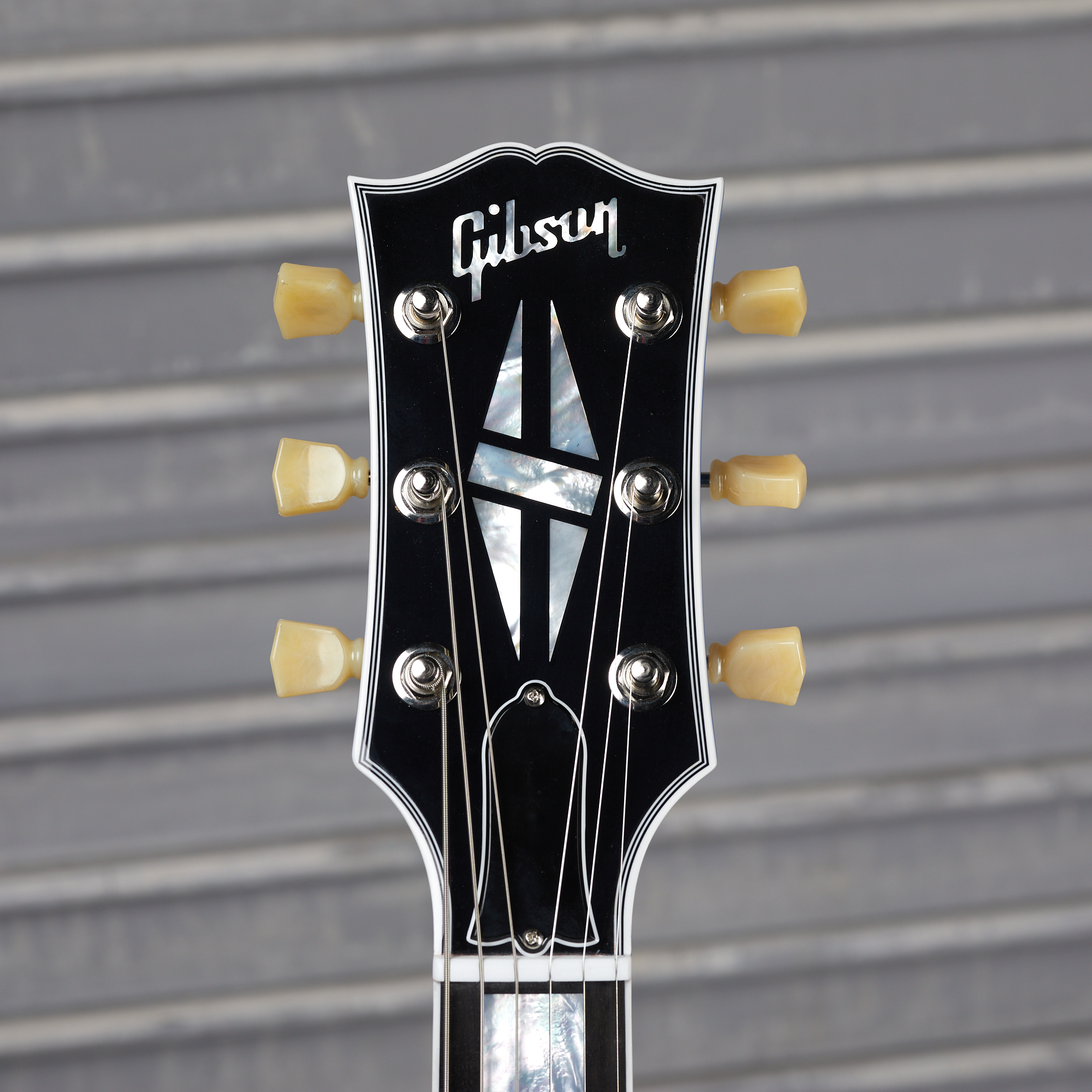 Les Paul Custom, Clear-Sky Blue | Gibson