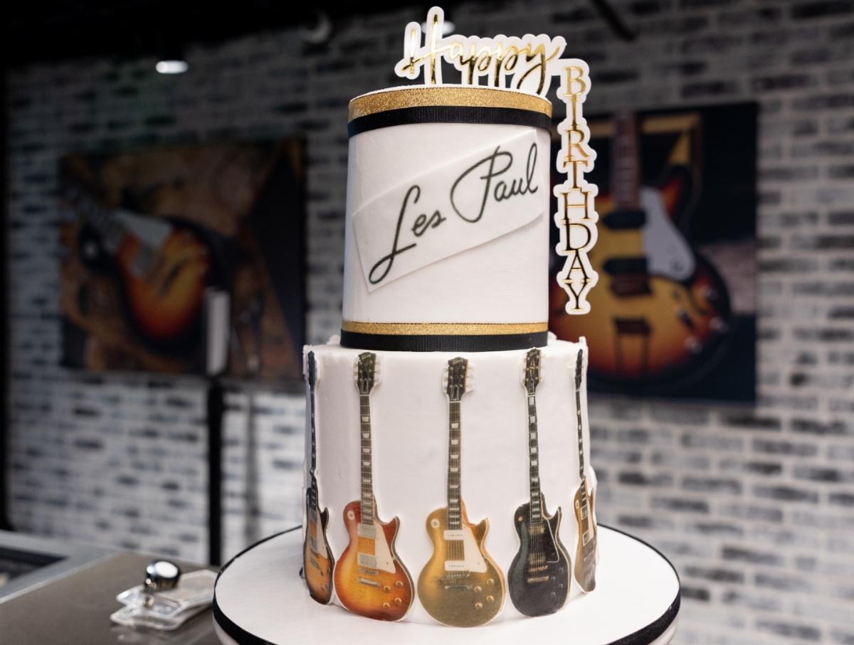 The Les Paul birthday cake at the Gibson Garage grand opening.