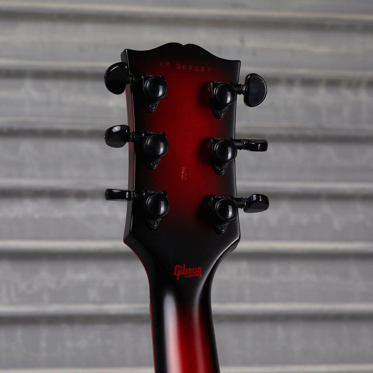 Les Paul Custom, Ruthless Red Satin