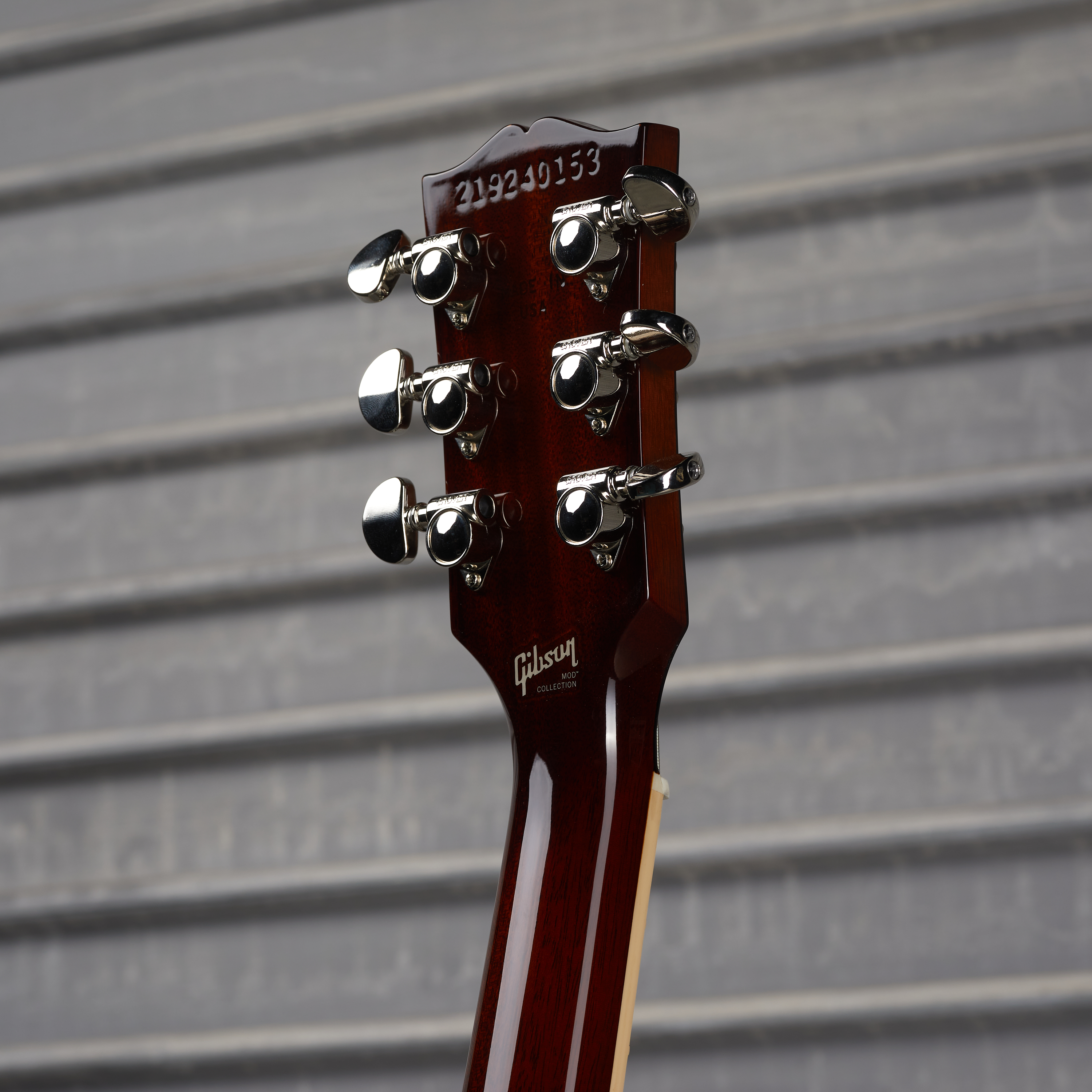 Les Paul Standard 50s, Peach Sparkle Static | Gibson
