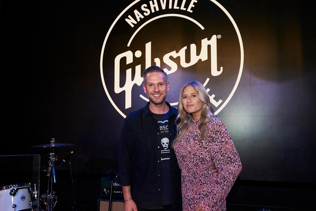 Jordan Sromek (Retail Director, Gibson Garage) and Heather Freeland (Entertainment Relations North America-Nashville, Gibson Brands) at the Gibson Garage opening on June 9.