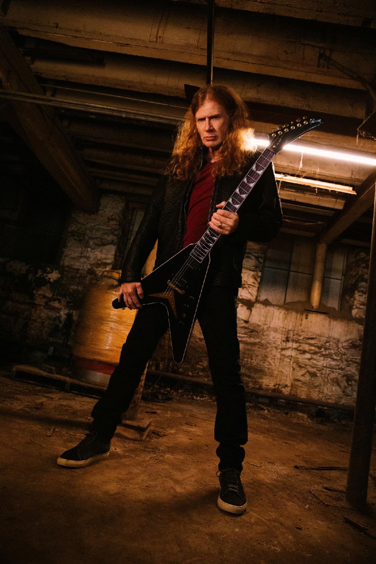 Dave Mustaine pictured with his Gibson Flying V