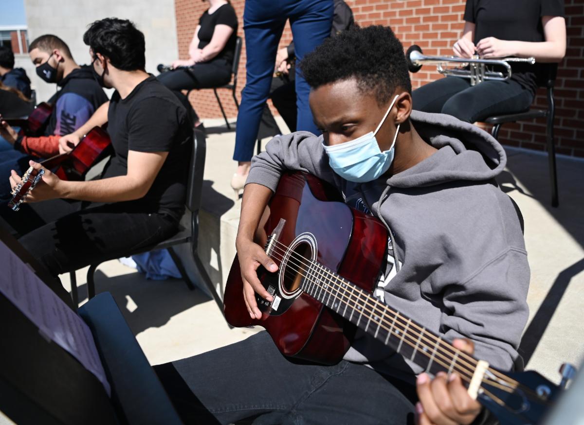 John Overton High School students in Nashville, TN enjoy new Epiphone acoustic guitars in their music class.

