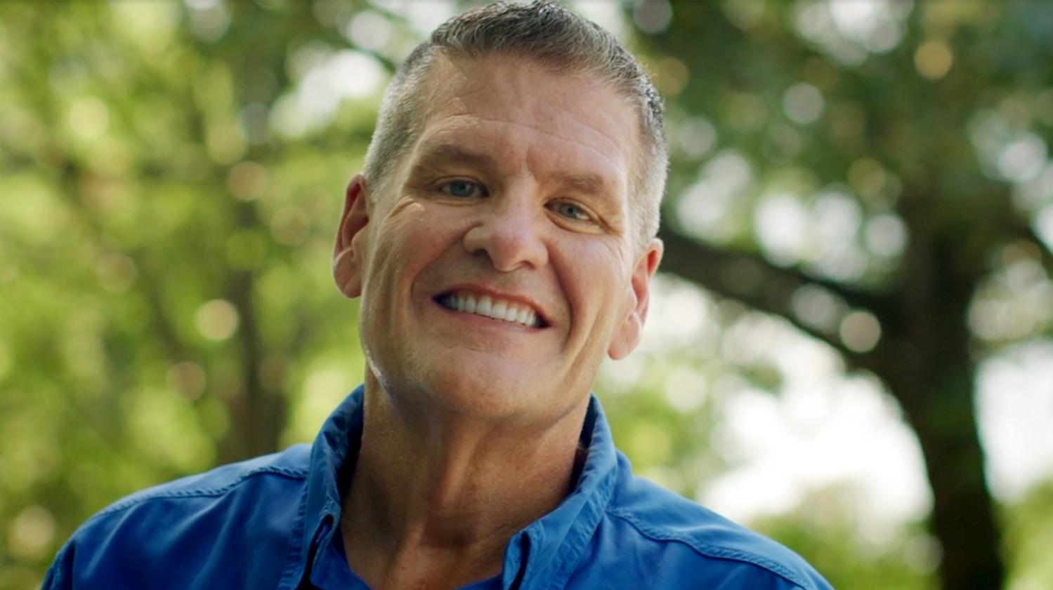 Aspen Dental dentures patient smiling