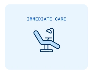 Immediate dental care icon: A dental chair on a light blue background, representing quick and urgent dental assistance at Aspen Dental.