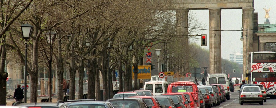 „Verkehrspolitik ist ideologisch überfrachtet“: Früherer Berliner Verkehrssenator Strieder (SPD) fordert weniger Platz fürs Auto