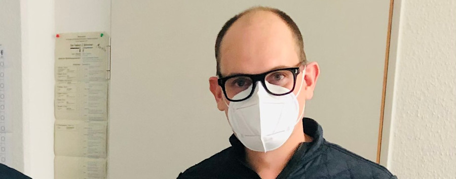 Corona bekämpft der Berliner Rettungsarzt Janosch Dahmen jetzt im Bundestag