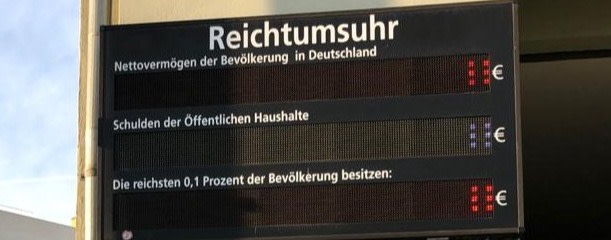 Reichtumsuhr in Mitte tickt nicht mehr richtig