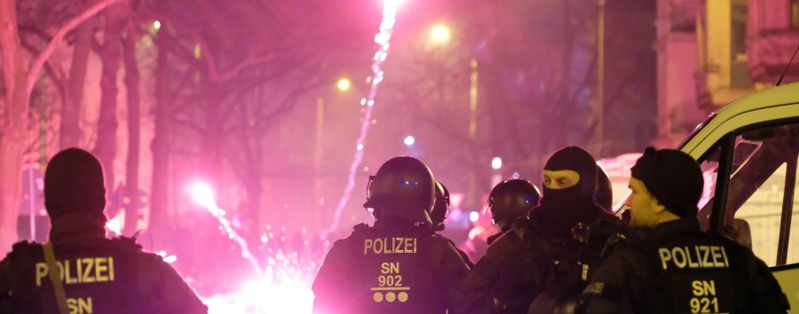 Gefährderansprachen und Flyer: So bereitet sich Berlins Polizei auf Silvester vor