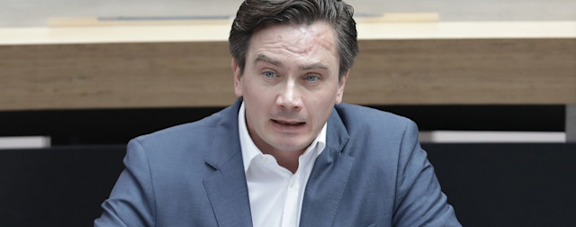 Luthe klagt gegen Maskenpflicht im Parlament