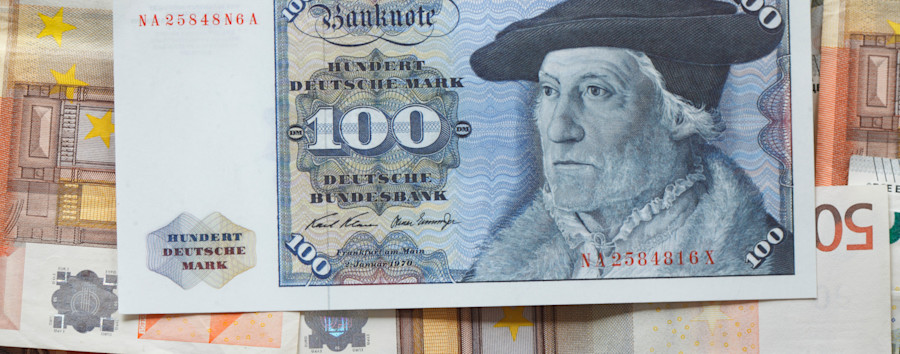 Ende der D-Mark: Tier-Taxi-Gebühren steigen