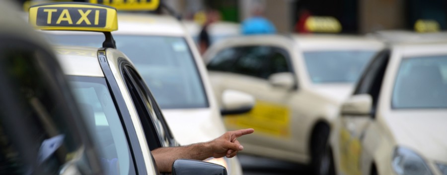 Europaplatz soll unverändert bleiben: Taxifahrer protestieren gegen Umbau am Berliner Hauptbahnhof