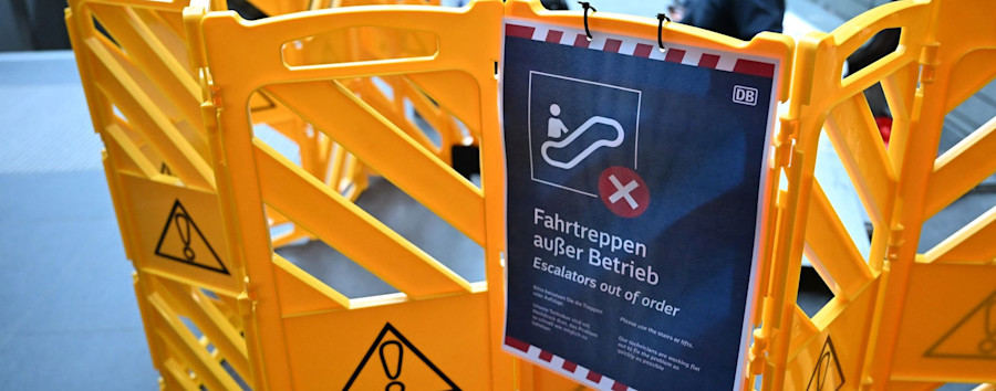 Krach attackiert Wegner: Rolltreppen-Chaos am Berliner Hauptbahnhof hält an