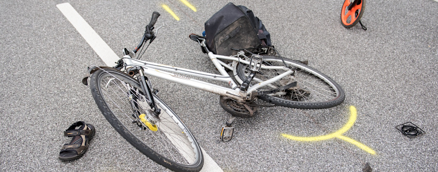 Zweiter tödlicher Unfall an derselben Kreuzung – versprochene Verbesserung auch nach fast drei Jahren nicht umgesetzt