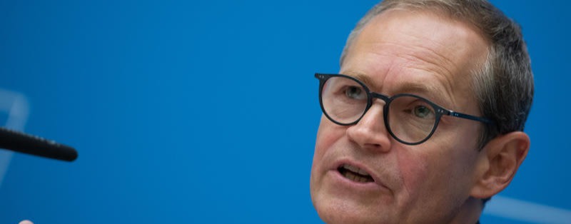 Senat vertagt „2G“-Entscheidung – Michael Müller hisst weiße Flagge