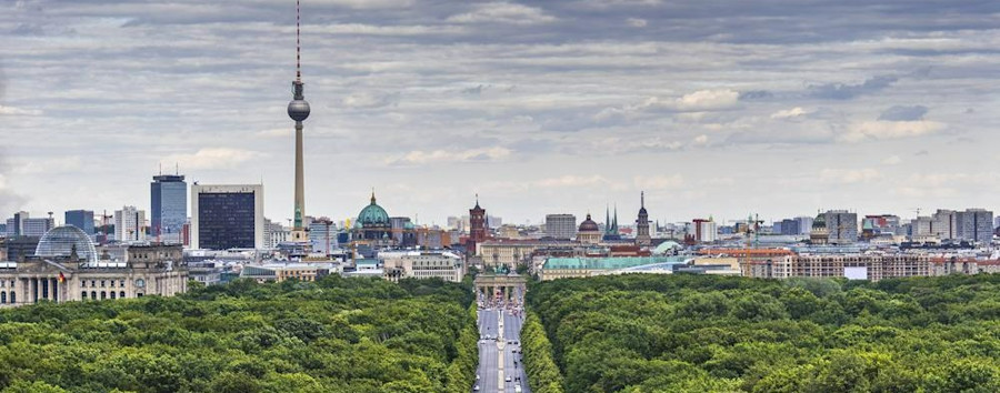 Welcher Bezirk stellt die wenigsten Wahlhelfer – und welcher die meisten?