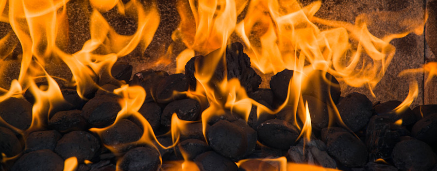 Kohlemangel in Berlin bedroht Mieter ohne Heizungen: „Viele zerlegen Holzregale, um Heizmaterial einzulagern“