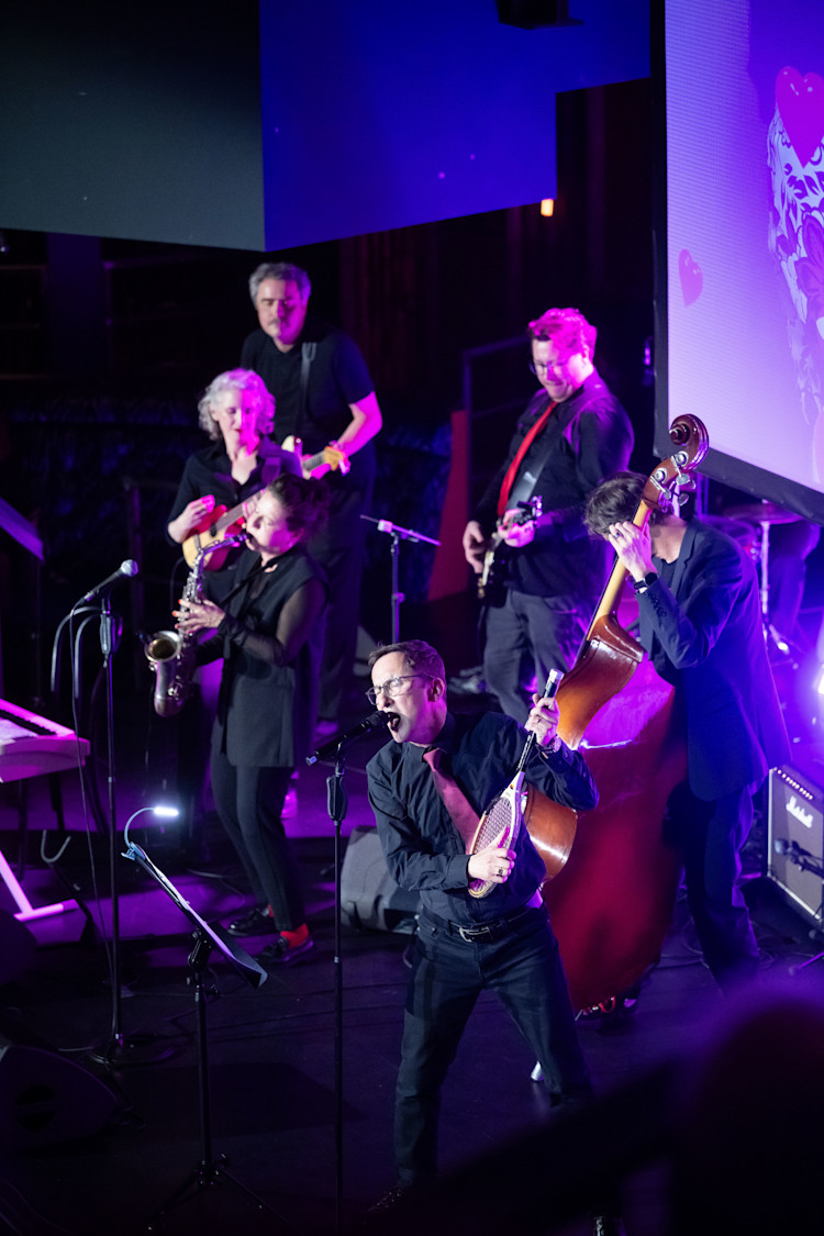 Checkpoint-Band begeistert Punchline-Club