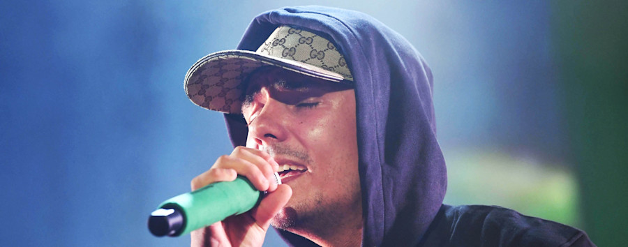 Gebote bis zu 10.000 Euro: Potsdamer Finanzamt versteigert Goldene Schallplatten von Capital Bra