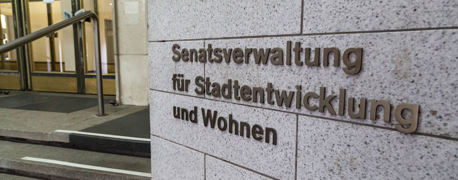 Gebäude der Senatsbauverwaltung in Wilmersdorf: Acht Millionen Euro für denkmalgerechte Sanierung von Fenstern