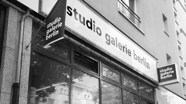 Kunsthandwerk retten: Keramik und Schmuck aus der Studio Galerie Berlin