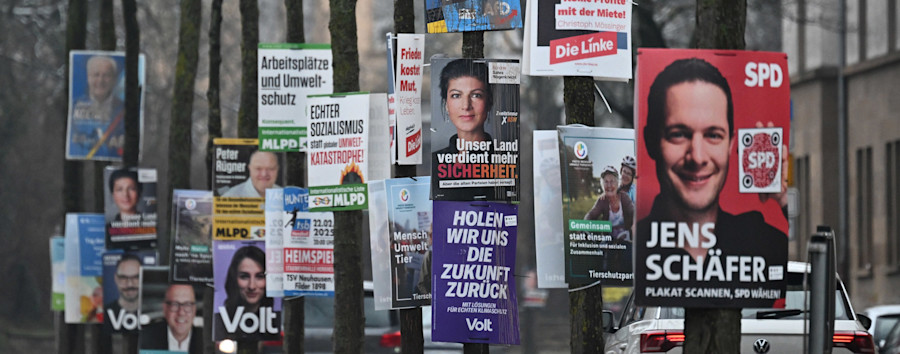 Winterwahlkampf in Berlin: Viele Plakate hängen schon jetzt