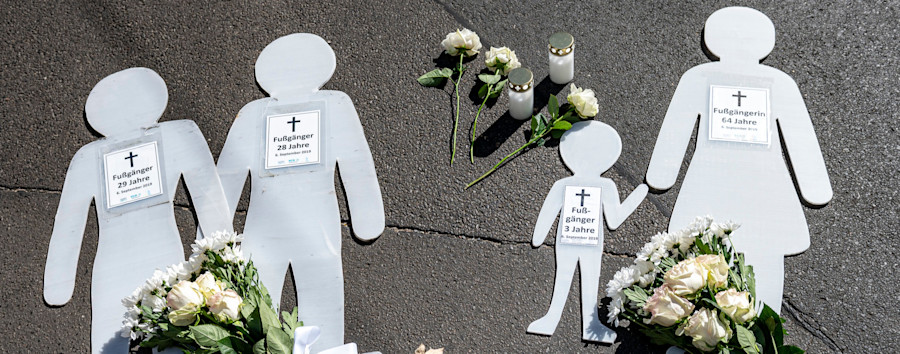 „Umsetzung fachlich, personell oder finanziell nicht vorgesehen“: Wie der Umbau der Invalidenstraße nach dem tödlichen Unfall vorgetäuscht wurde